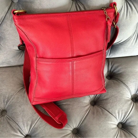 The Sak NEW!!!! Red Crossbody Bag NWOT!!! - Picture 3 of 7